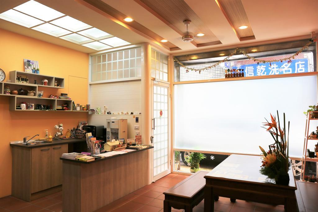 ซีเลิฟ บีแอนด์บี Apartment ไถหนาน ภายนอก รูปภาพ