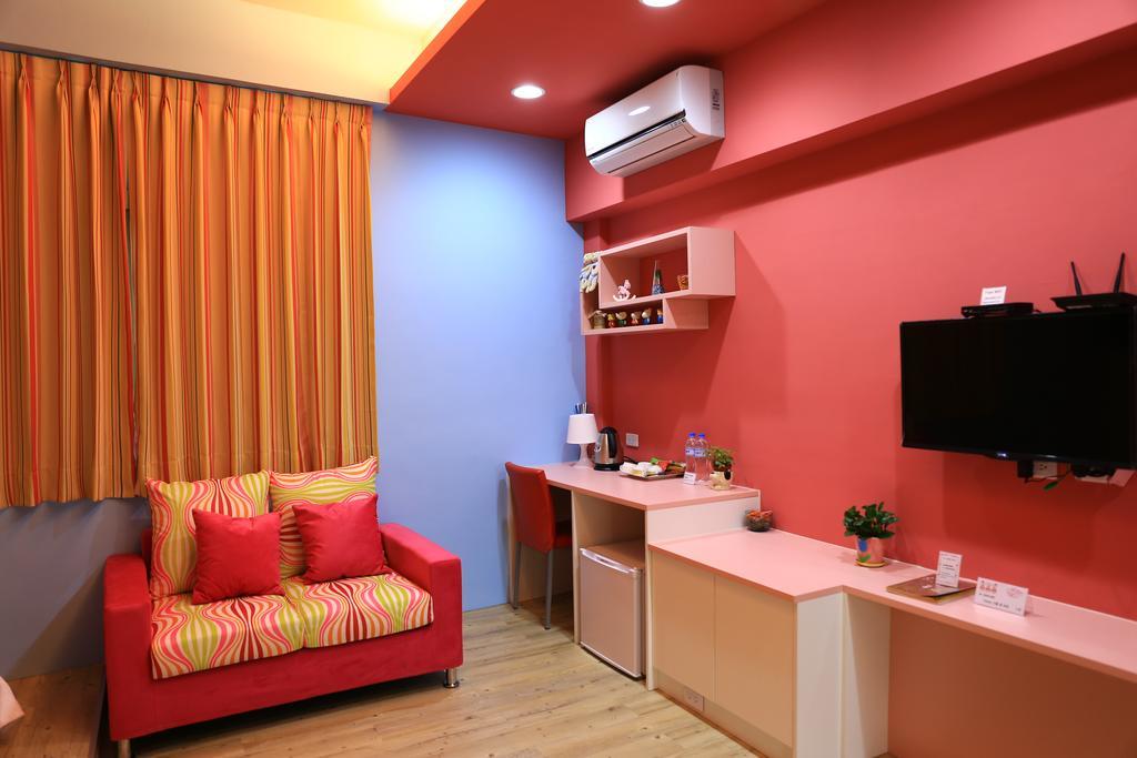 ซีเลิฟ บีแอนด์บี Apartment ไถหนาน ภายนอก รูปภาพ