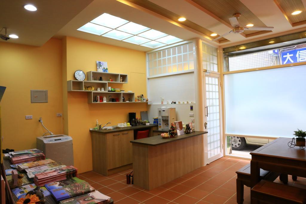 ซีเลิฟ บีแอนด์บี Apartment ไถหนาน ภายนอก รูปภาพ